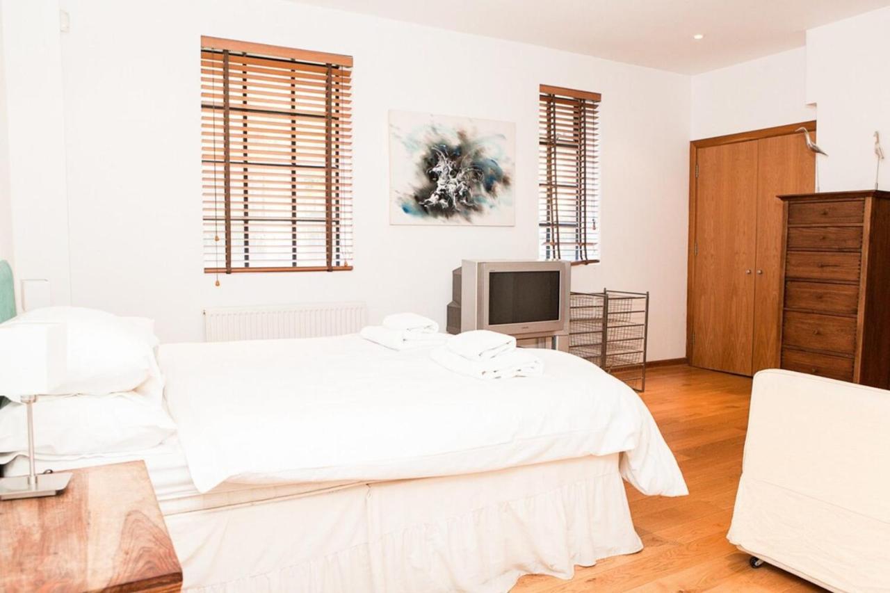 Spectacular Central 4-Bedroom Close To London Eye Εξωτερικό φωτογραφία