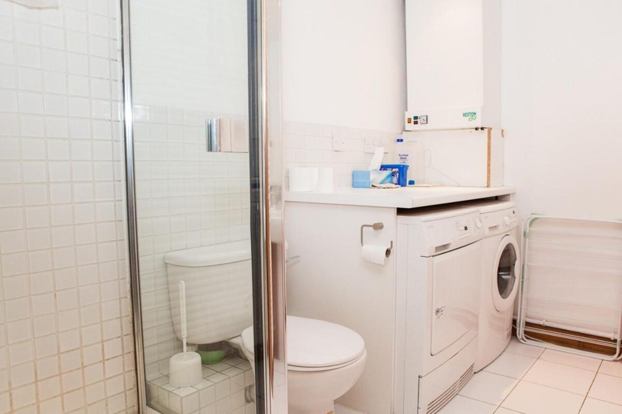 Spectacular Central 4-Bedroom Close To London Eye Εξωτερικό φωτογραφία
