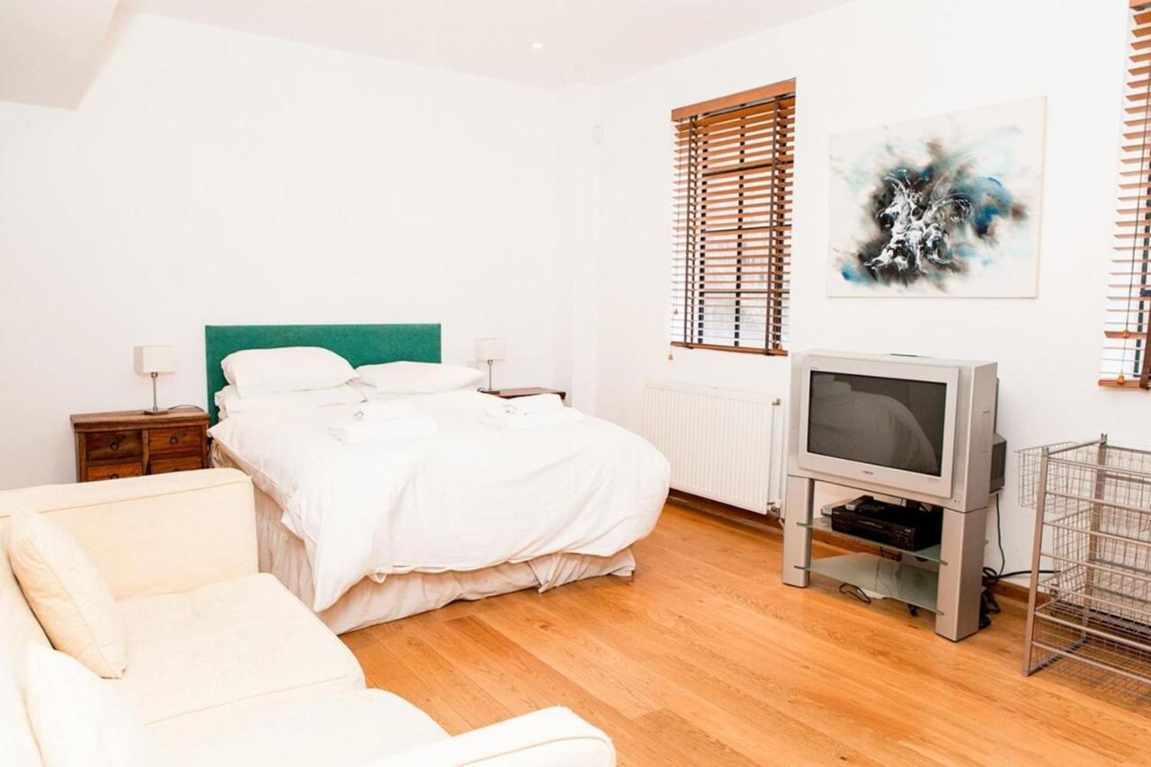 Spectacular Central 4-Bedroom Close To London Eye Εξωτερικό φωτογραφία