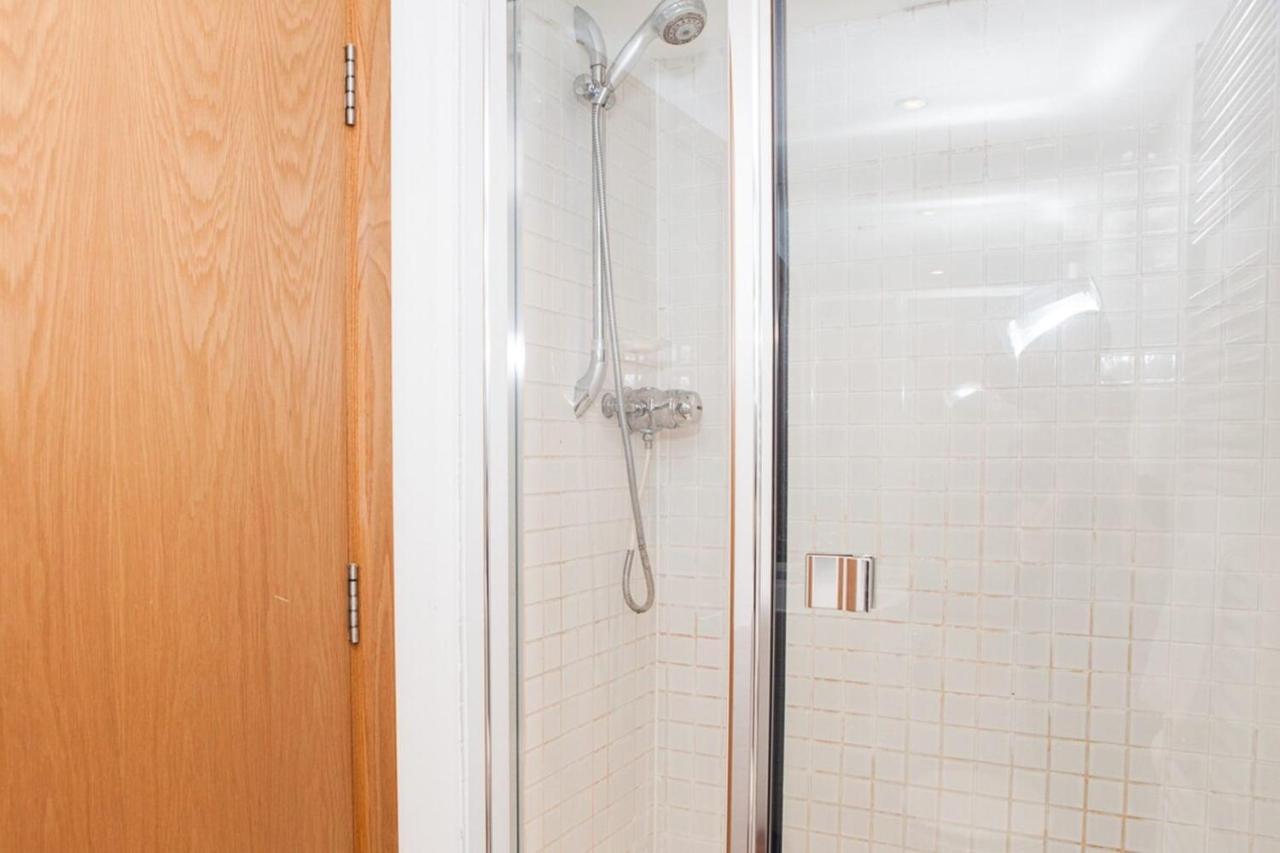 Spectacular Central 4-Bedroom Close To London Eye Εξωτερικό φωτογραφία